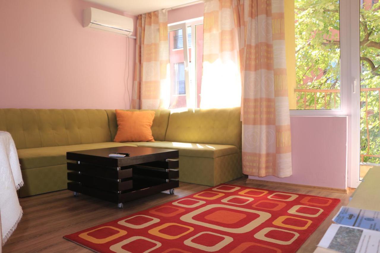 City Stay In Varna Extérieur photo