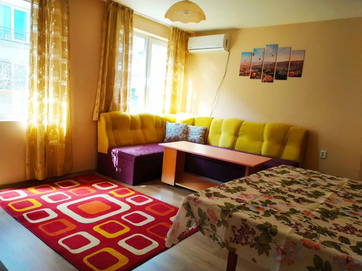 City Stay In Varna Extérieur photo