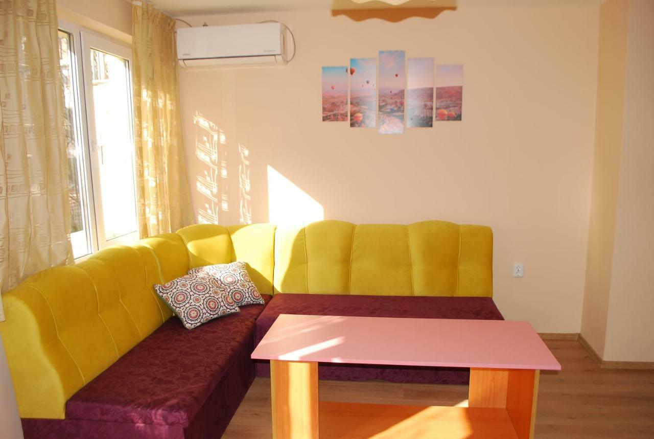 City Stay In Varna Extérieur photo