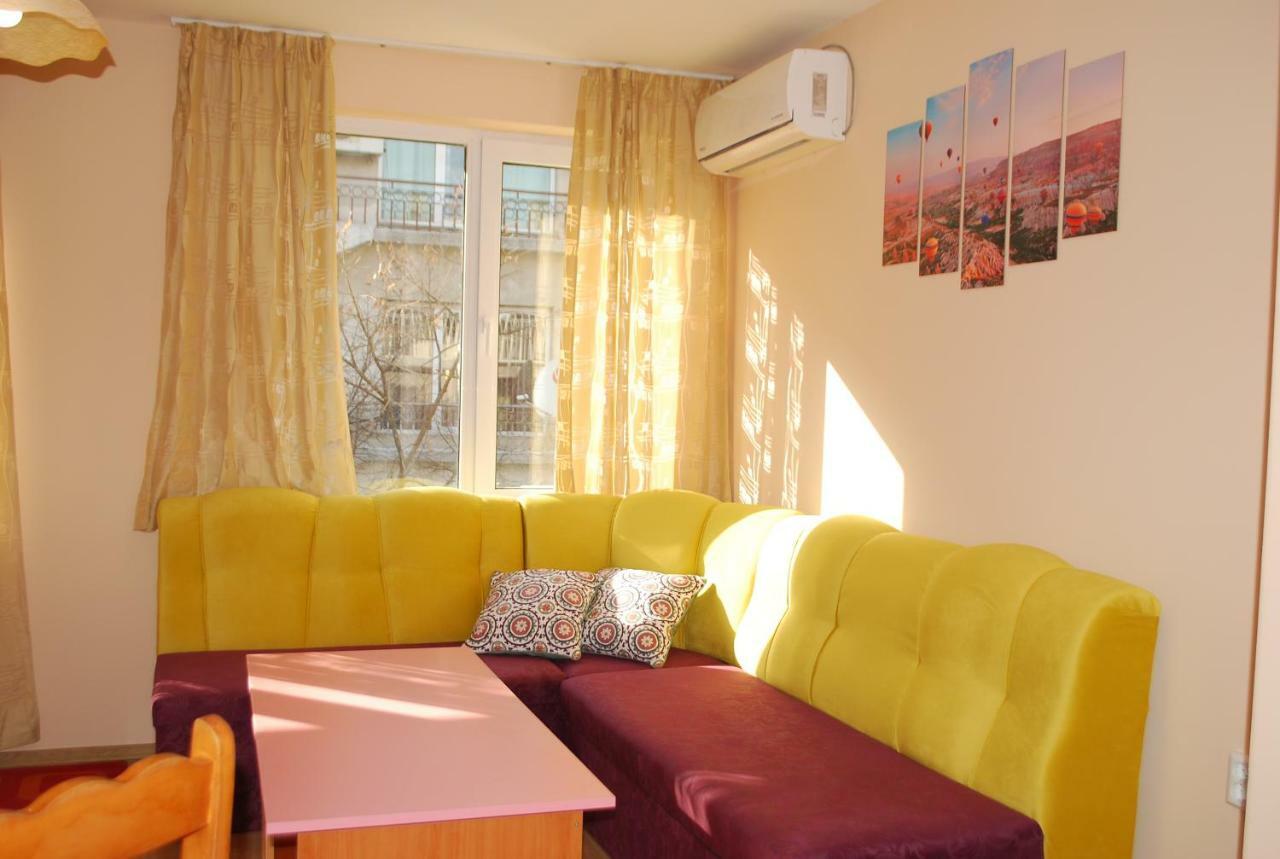 City Stay In Varna Extérieur photo